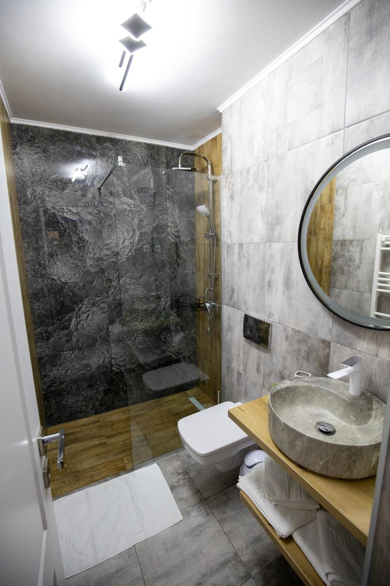 Alpasio Rentals 2 Galati  Ngoại thất bức ảnh